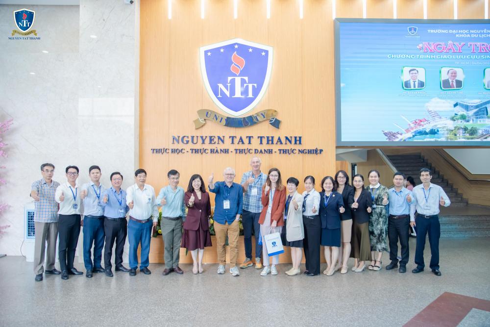 Buổi khảo sát về chuyển đổi số tại Trường ĐH Nguyễn Tất Thành trong khuôn khổ dự án ACCEES